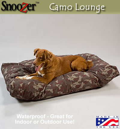 Water Beds  Dogs on Water Resistant Camo Lounger Dog Bed